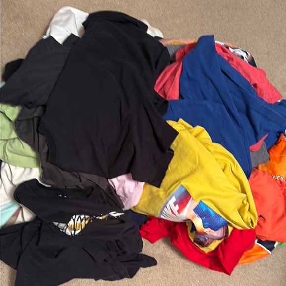 5 RANDOM SHIRT BUNDLE - Picture 1 of 1